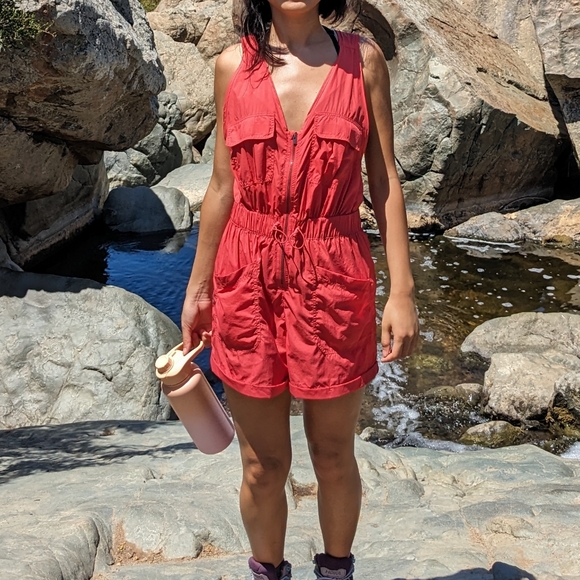 FP back on trek onesie - Picture 10 of 11